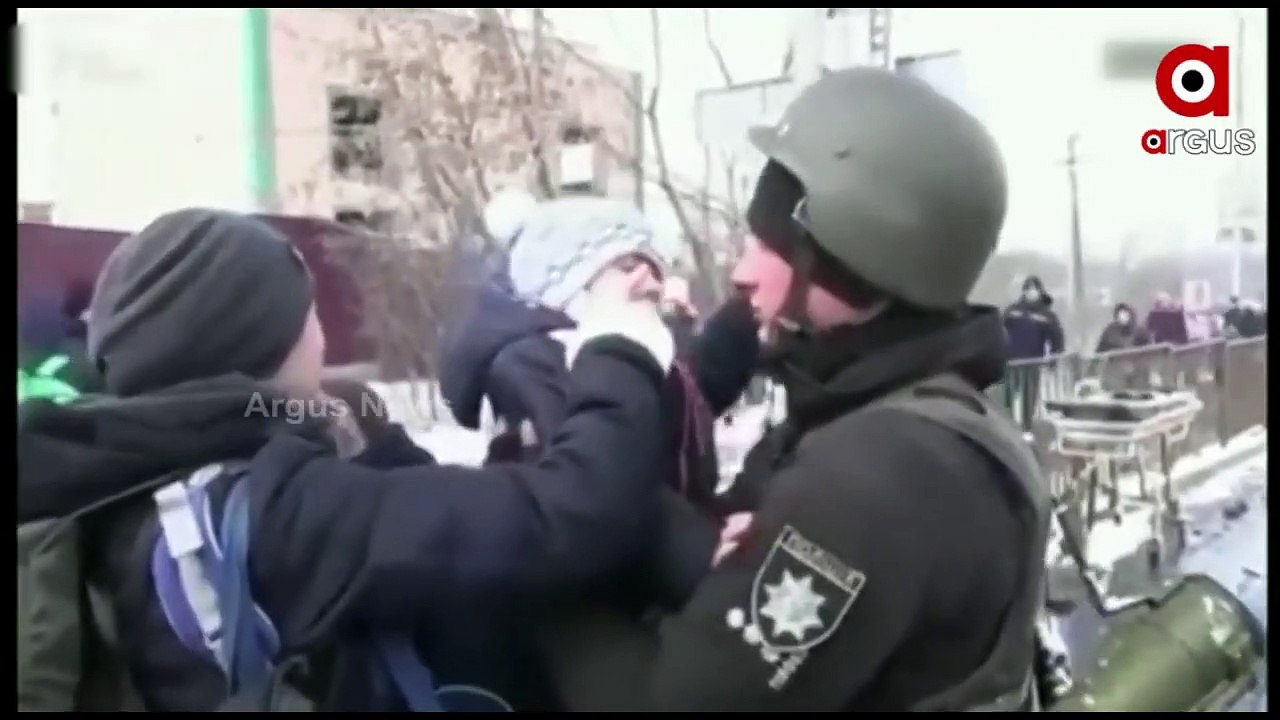 Viral video _ Heartbreaking clip, Ukrainian child bids tearful farewell to his soldier father