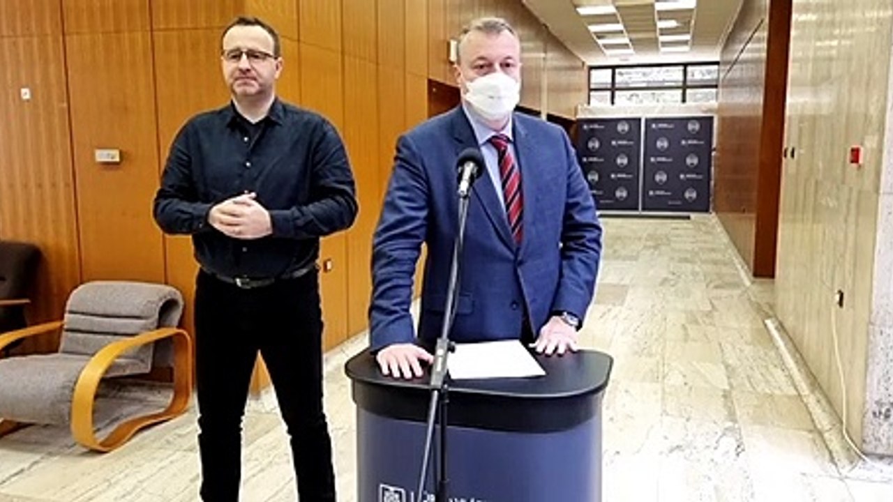 ZÁZNAM: M. Krajniak: O dávku v hmotnej núdzi zatiaľ požiadalo 264 ukrajinských občanov