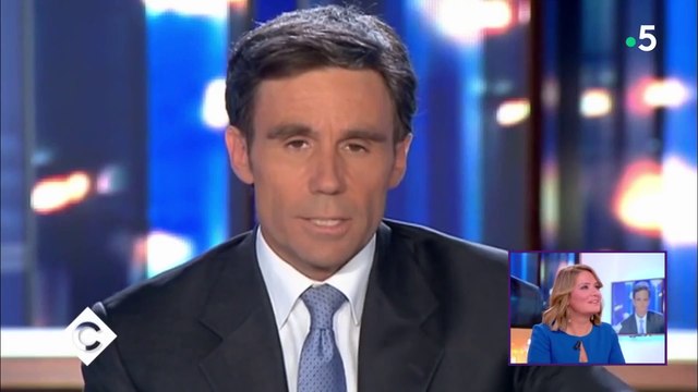 C à vous - Pujadas présente le JT avec une perruque