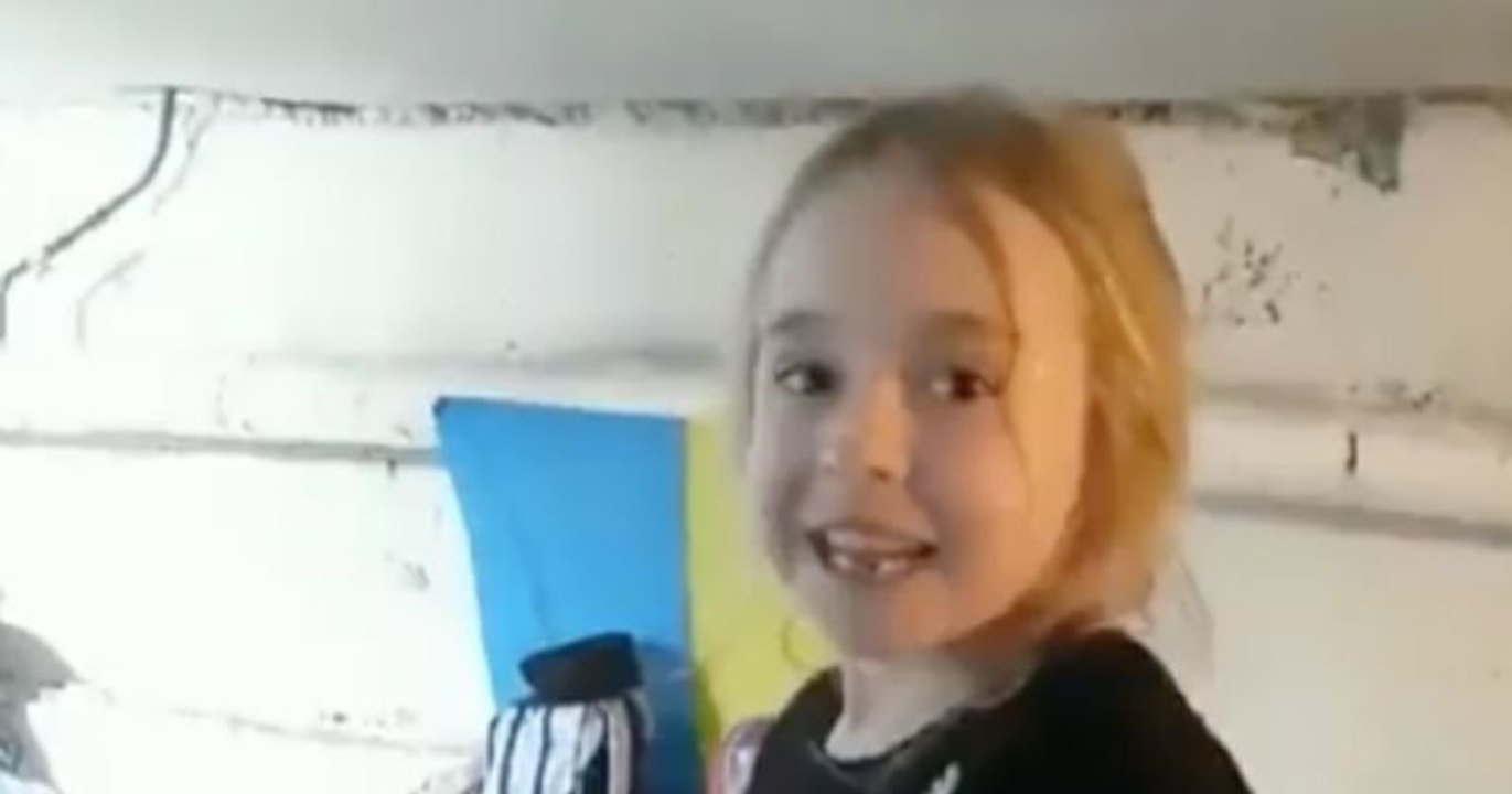 Guerre en Ukraine : une fillette chante « La Reine des neiges » dans un bunker et bouleverse la toile