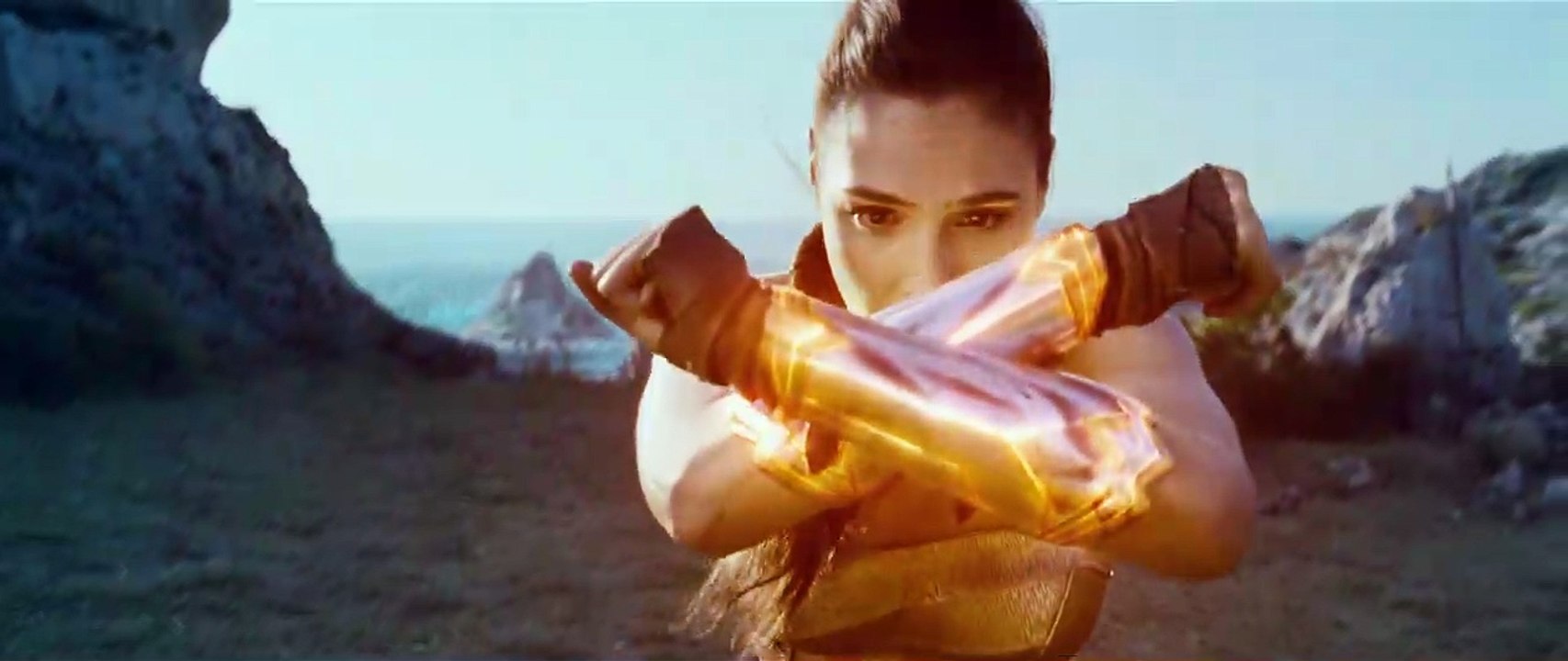 Wonder Woman Trailer (3) DF