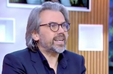Aymeric Caron dans “C à vous” : “le foie gras c’est interdit” !