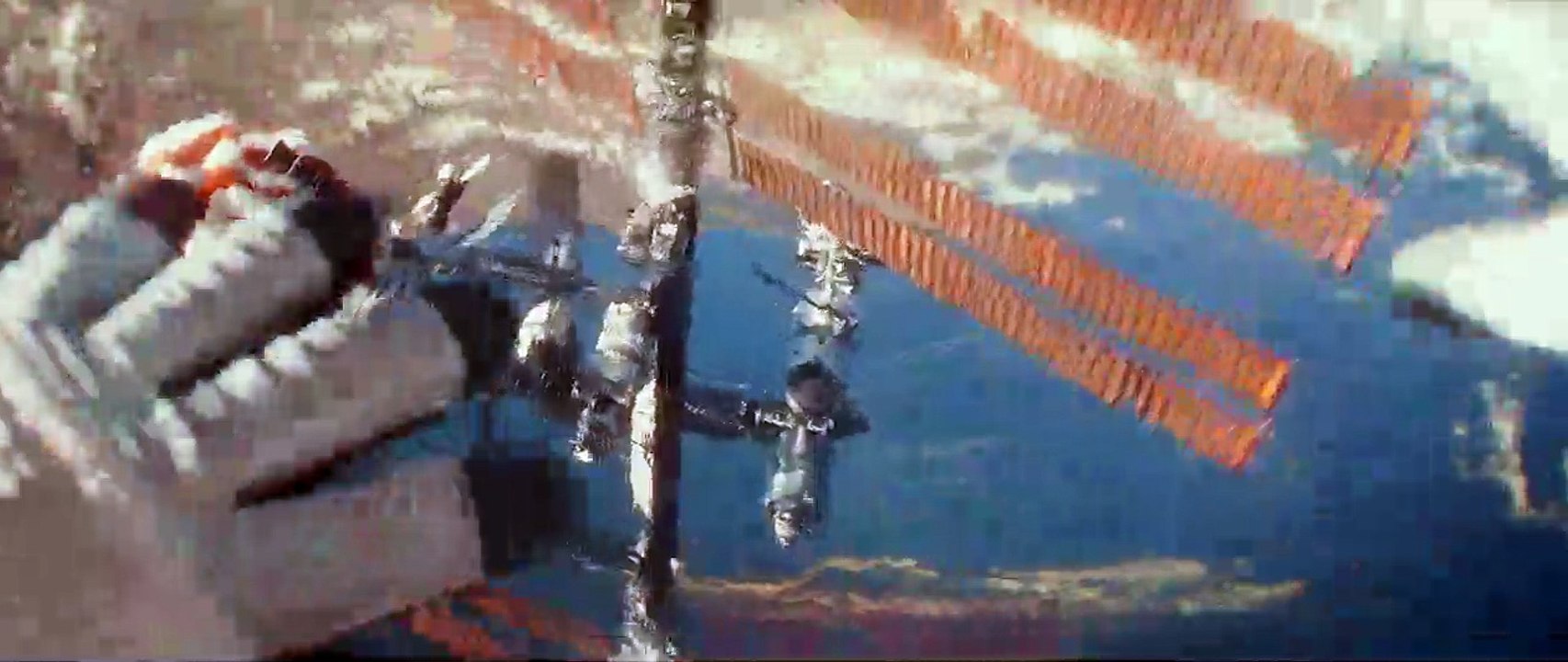 Gravity Trailer (3) DF