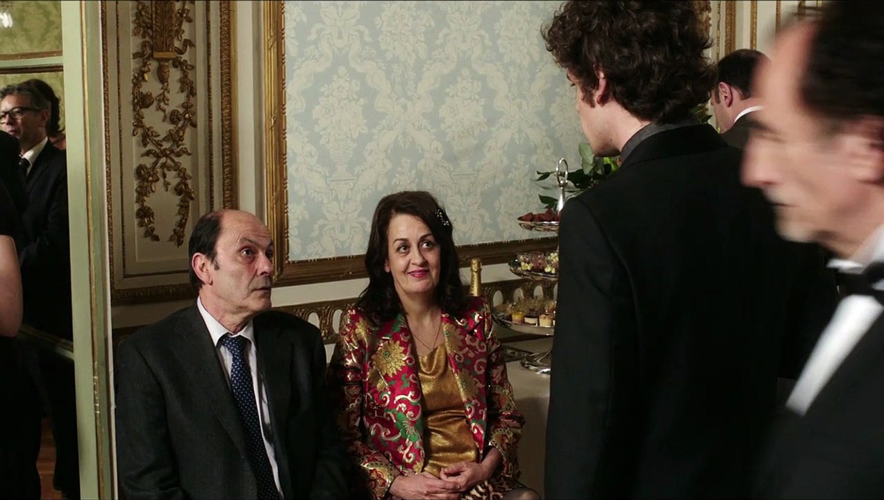 Unter dem Regenbogen - Ein Frühjahr in Paris Trailer DF