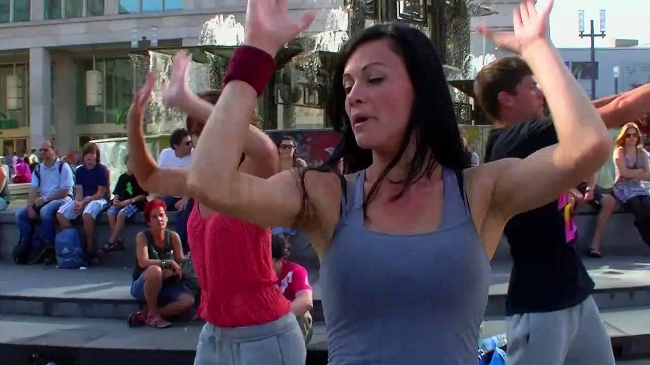 Berline Dance Battle - A Streetdance Journey Trailer DF