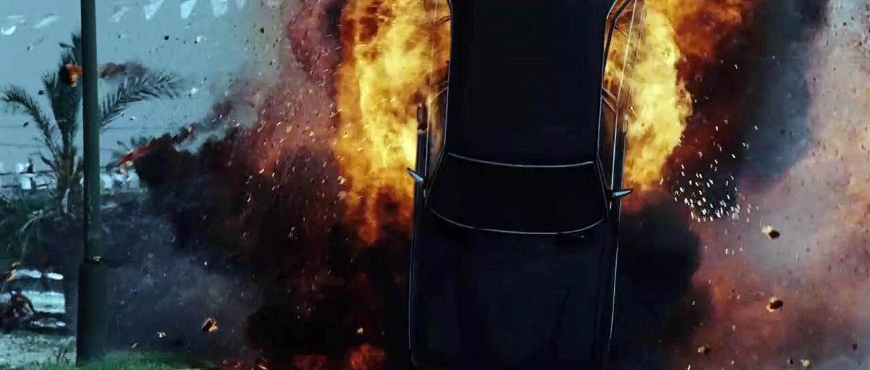 Killer Elite Trailer (2) DF