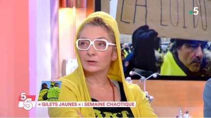 Corinne Masiero soutient les gilets jaunes : "On est en train de se faire ni**er"