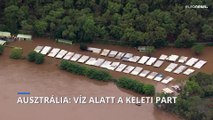 Ausztrália: víz alatt a keleti part egy része