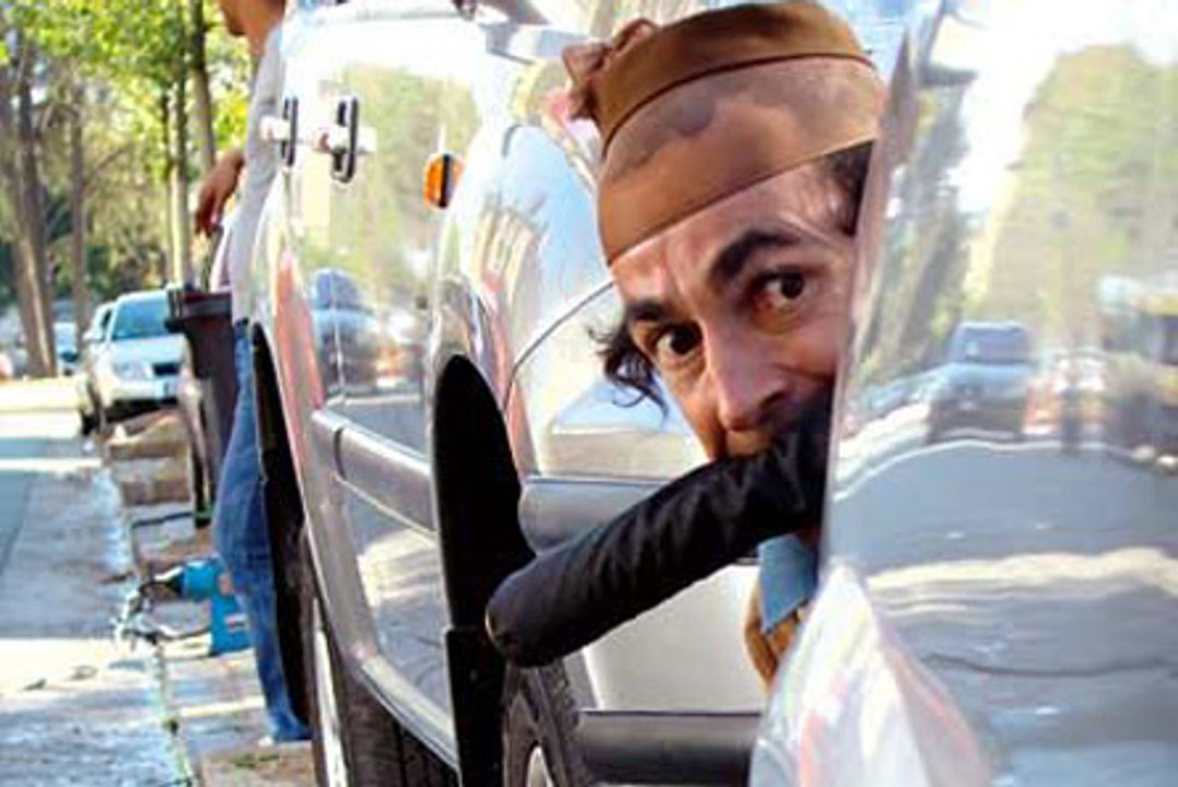 Albert Dupontel en interview pour Le vilain : Un tournage animé