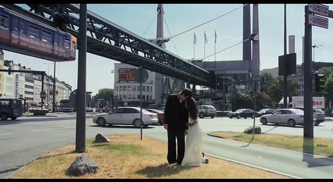 Pina - tanzt, tanzt sonst sind wir verloren Trailer DF