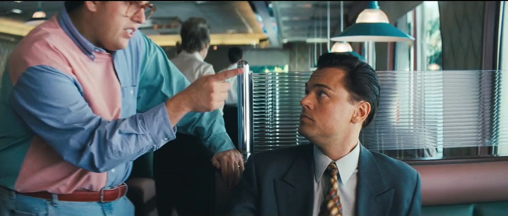 The Wolf Of Wall Street Trailer (2) DF