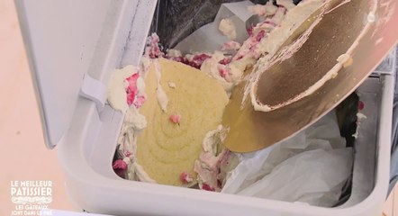 Zapping du 15/10 : Furieuse, une candidate du Meilleur Pâtissier jette son gâteau à la poubelle