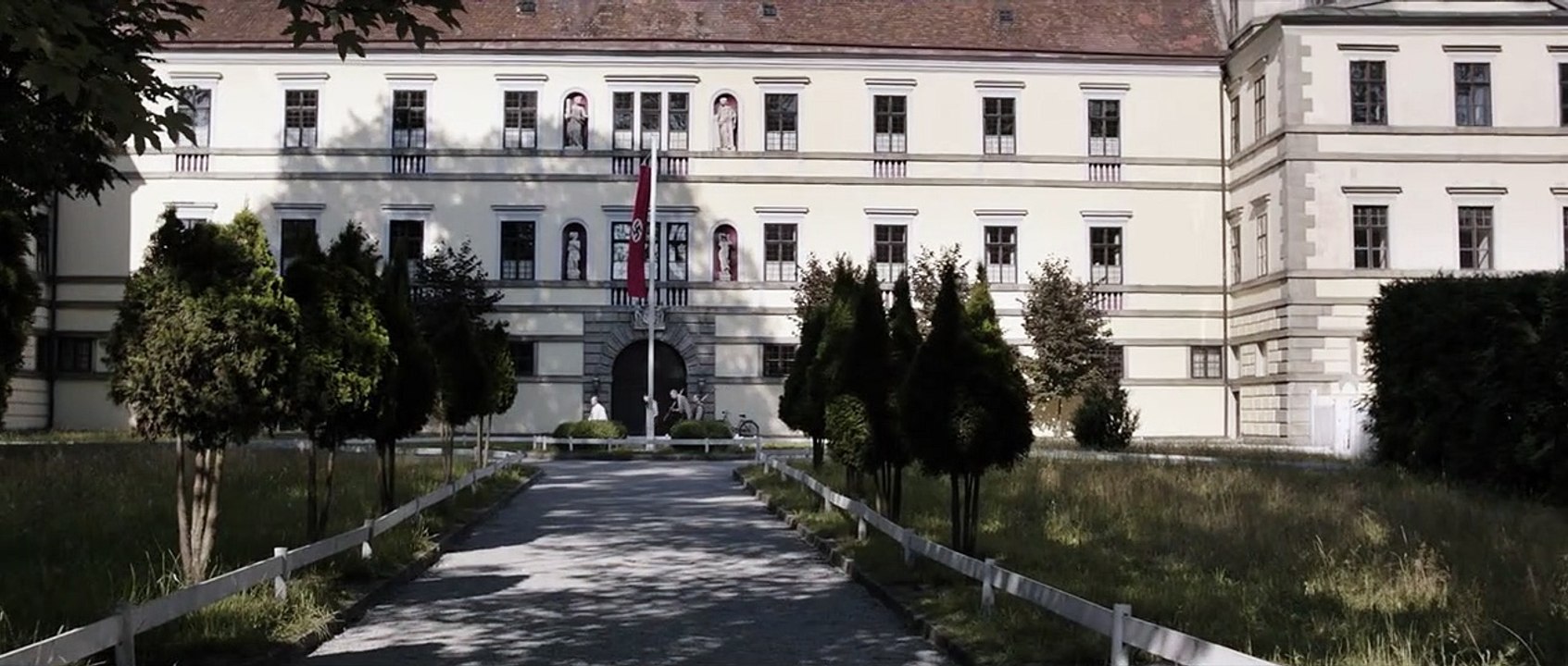 Nebel im August Trailer DF