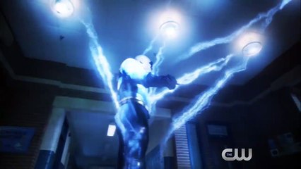 Black Lightning Trailer OV