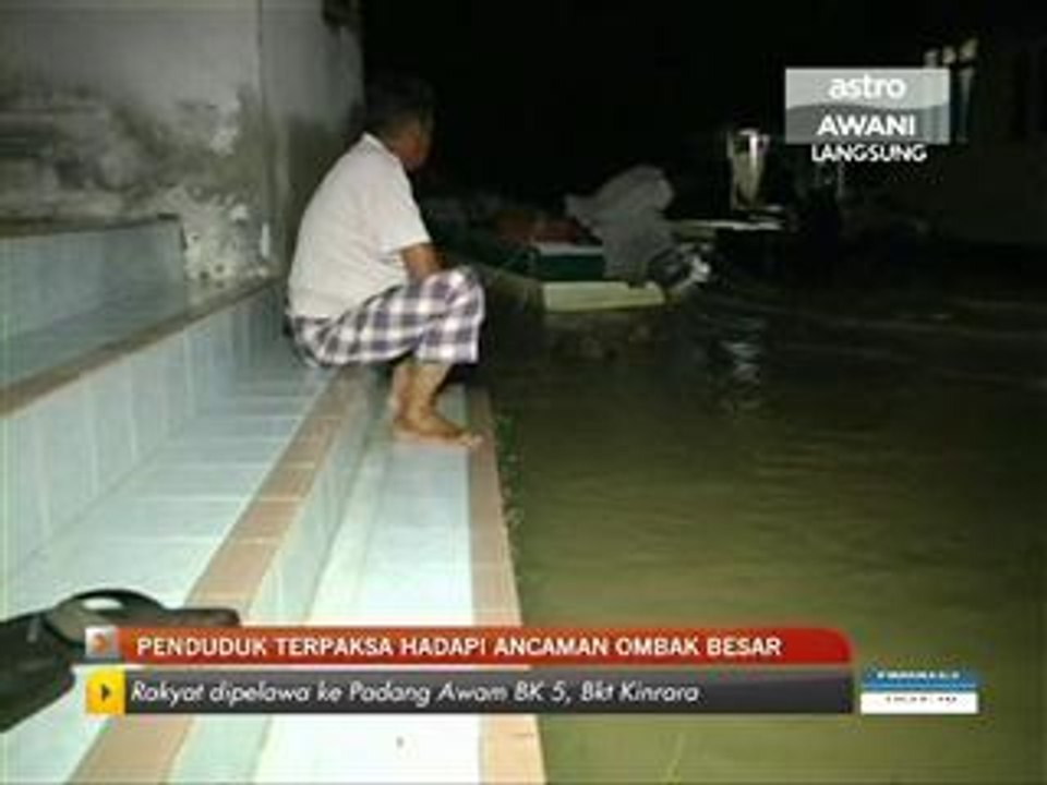 Penduduk Kelantan hadapi ombak besar