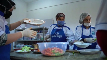 Engelsiz mutfak yüzleri güldürüyor