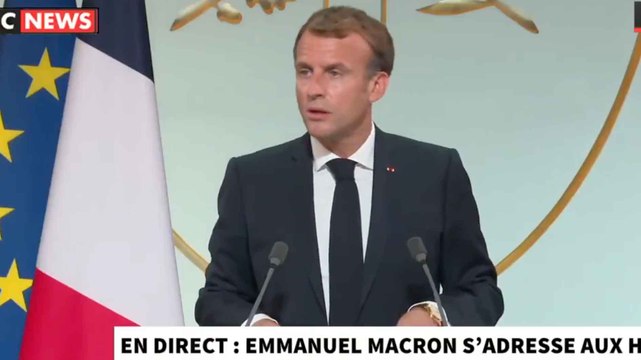 Emmanuel Macron aux harkis : “je demande pardon”