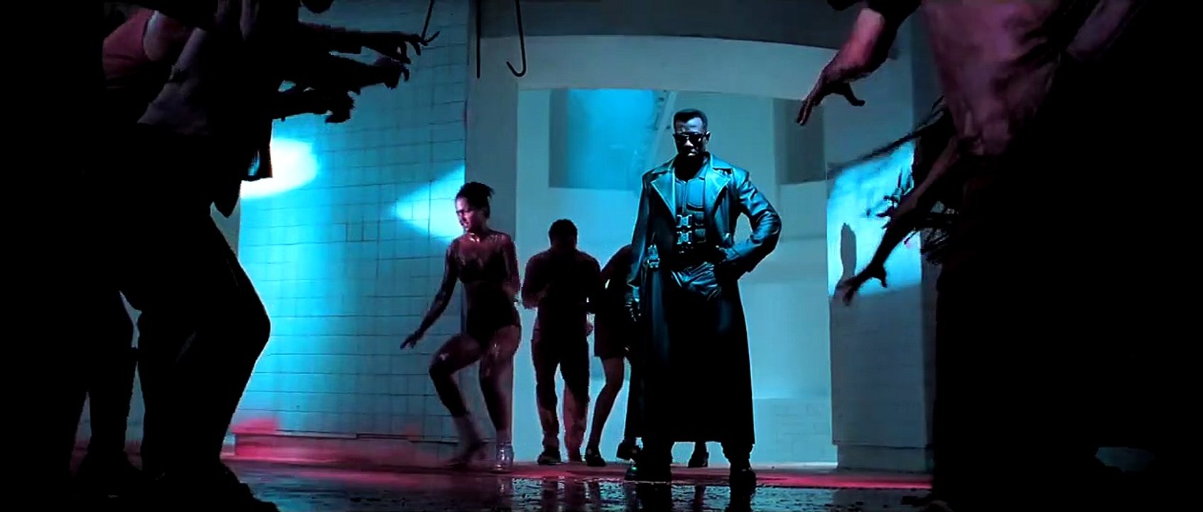 Blade Trailer OV