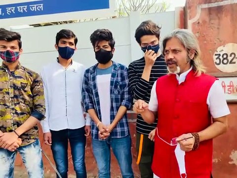 परीक्षा के लिए ऑनलाइन विकल्प दिए जाने की मांग