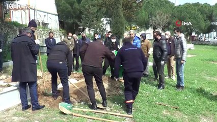 Seray Sever, gözyaşları içerisinde babasına veda etti: “Torununu görmek nasip olmadı”