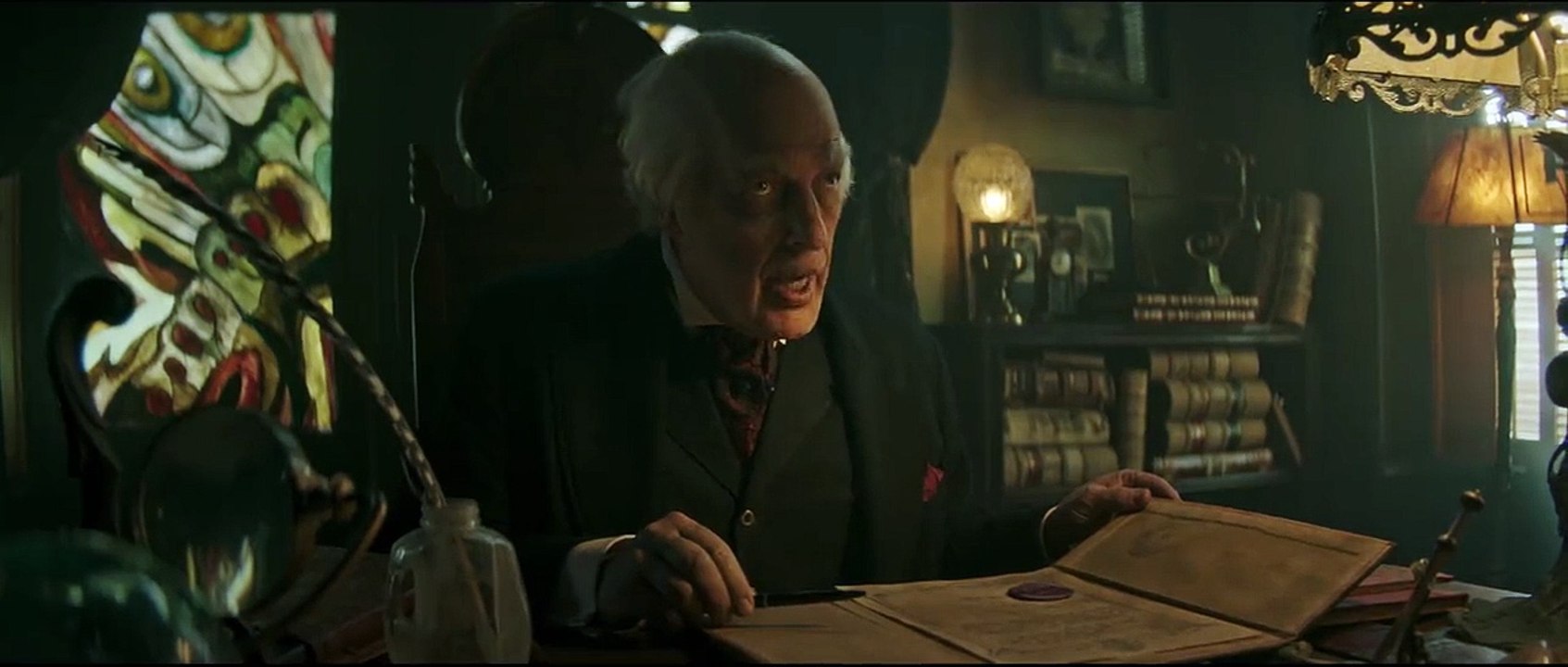 The Mortuary - Jeder Tod hat eine Geschichte Trailer DF