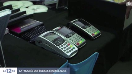 Le zapping du 31/10 : Des lecteurs de carte bleue pour la quête !