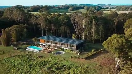 Nine Perfect Strangers Trailer OV