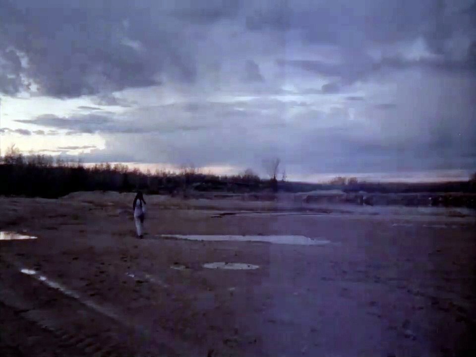 Ste. Anne Trailer OV