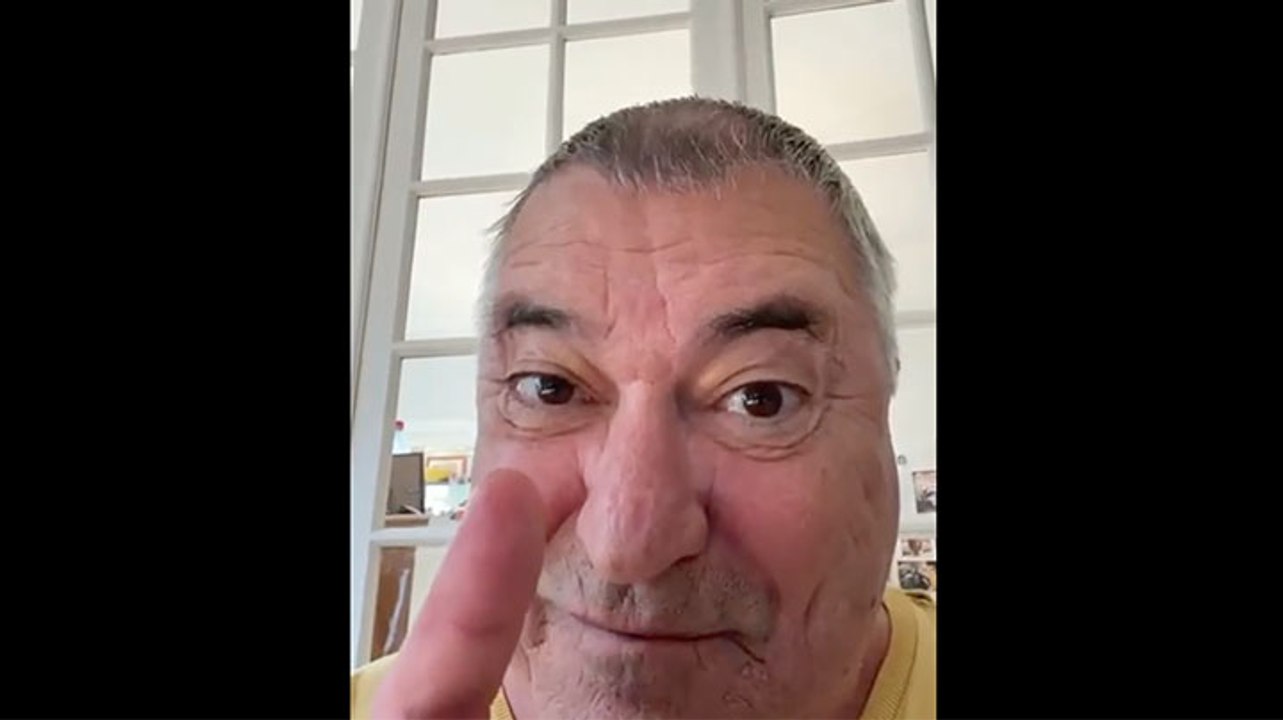 “Mais, il ne faut pas dire des conneries comme ça” : Jean-Marie Bigard interpelle Emmanuel Macron