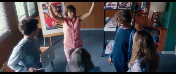 Mrs. Mills von nebenan Trailer DF