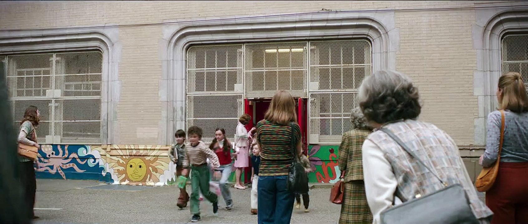 The Kitchen: Queens Of Crime Trailer DF