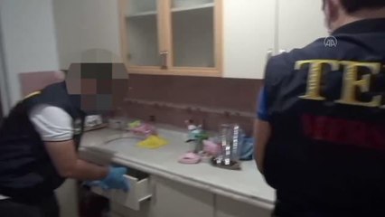 DEAŞ operasyonunda yakalanan 3 zanlıdan biri tutuklandı