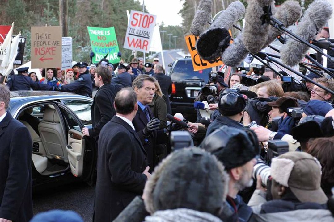 The Ghost Writer : Pierce Brosnan a-t-il joué Tony Blair ?