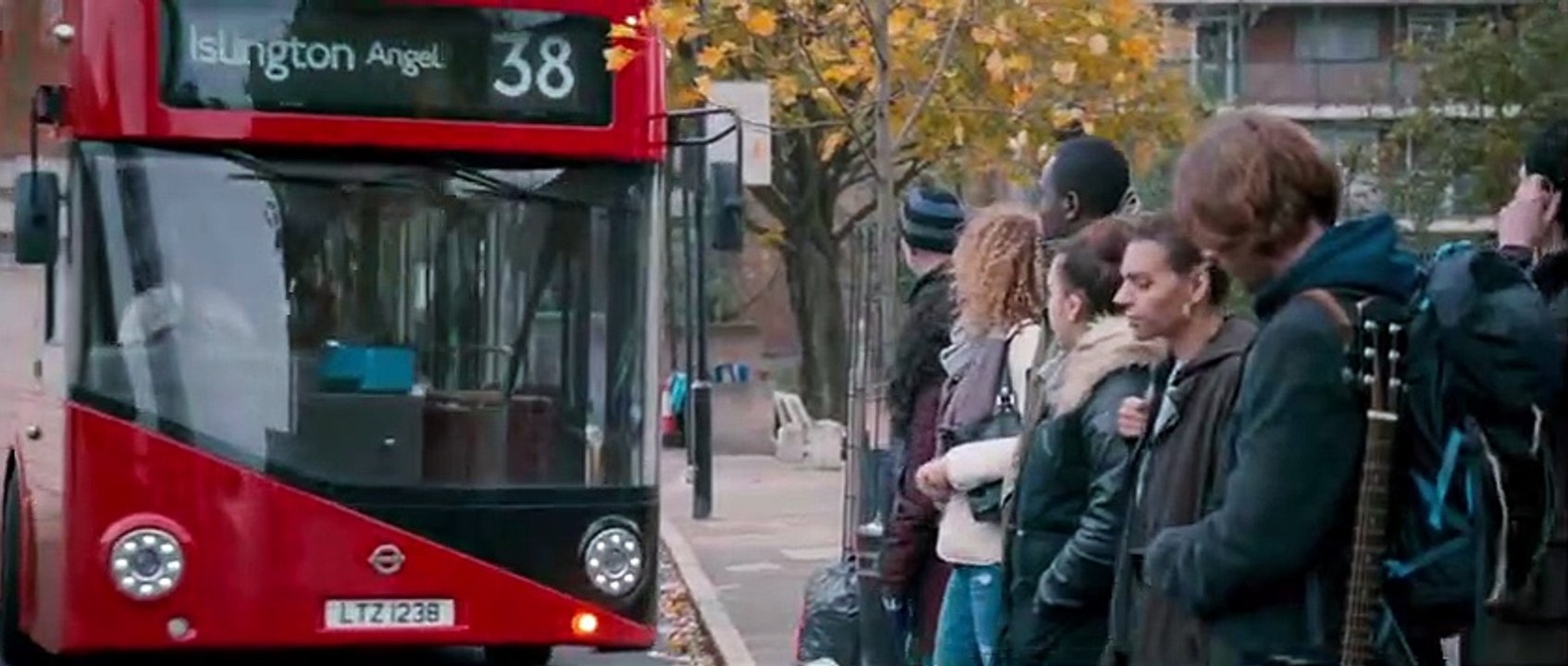 Bob, der Streuner Trailer DF