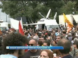 Mogok bantah penutupan stesen TV
