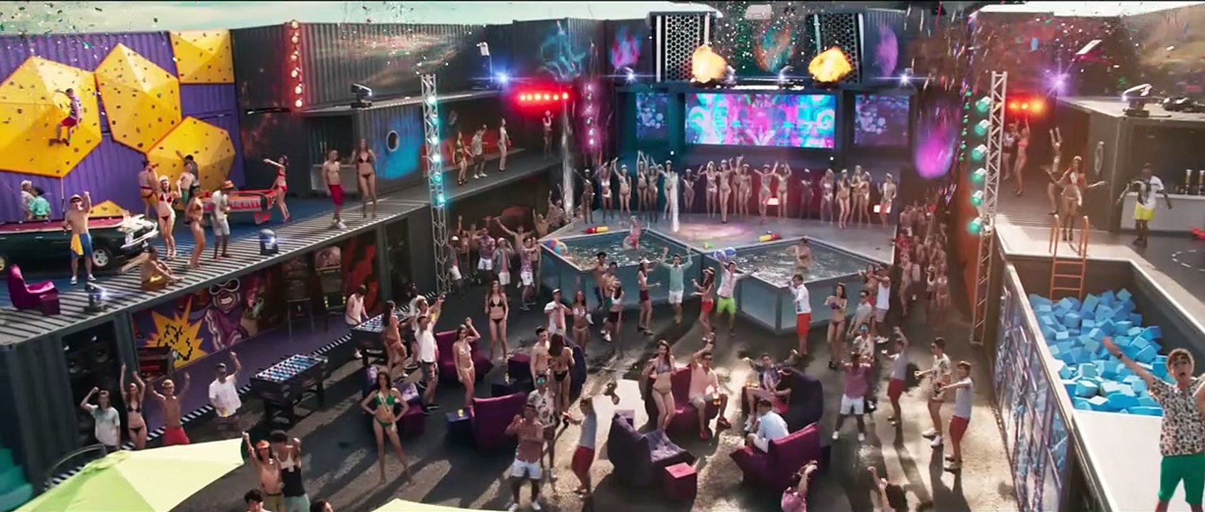 Crazy Rich Trailer DF