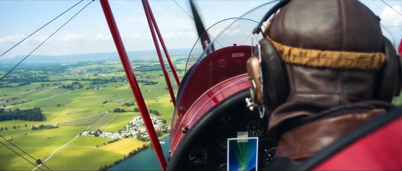 Grüner wird’s nicht, sagte der Gärtner und flog davon Trailer DF