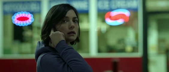 Alone - Du kannst nicht entkommen Trailer DF