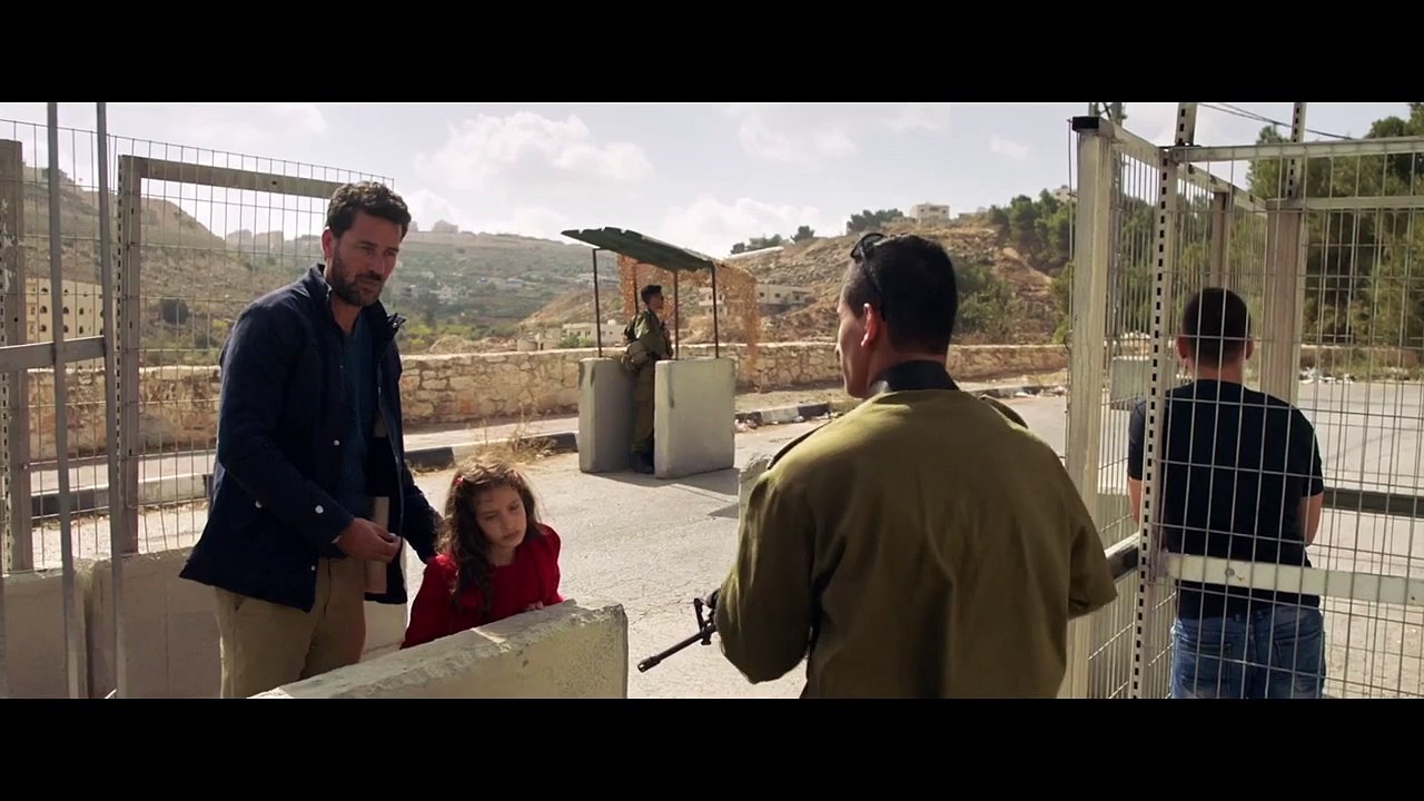 The Present Trailer OV