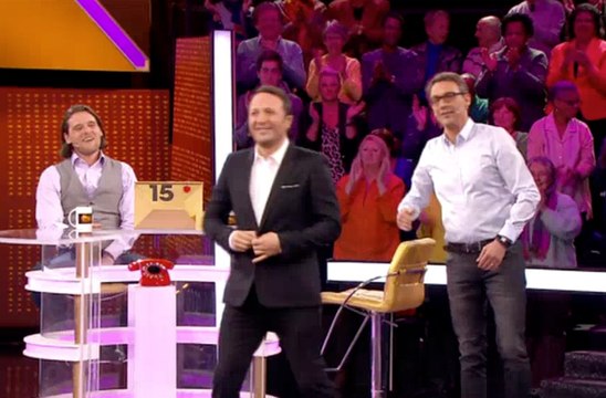 Arthur rend visite à Julien Courbet dans A prendre ou à laisser (D8)