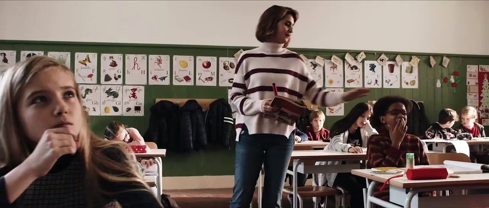 Unsere Lehrerin, die Weihnachtshexe Trailer DF