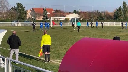 But de Shaw sur coup franc direct contre Richemont