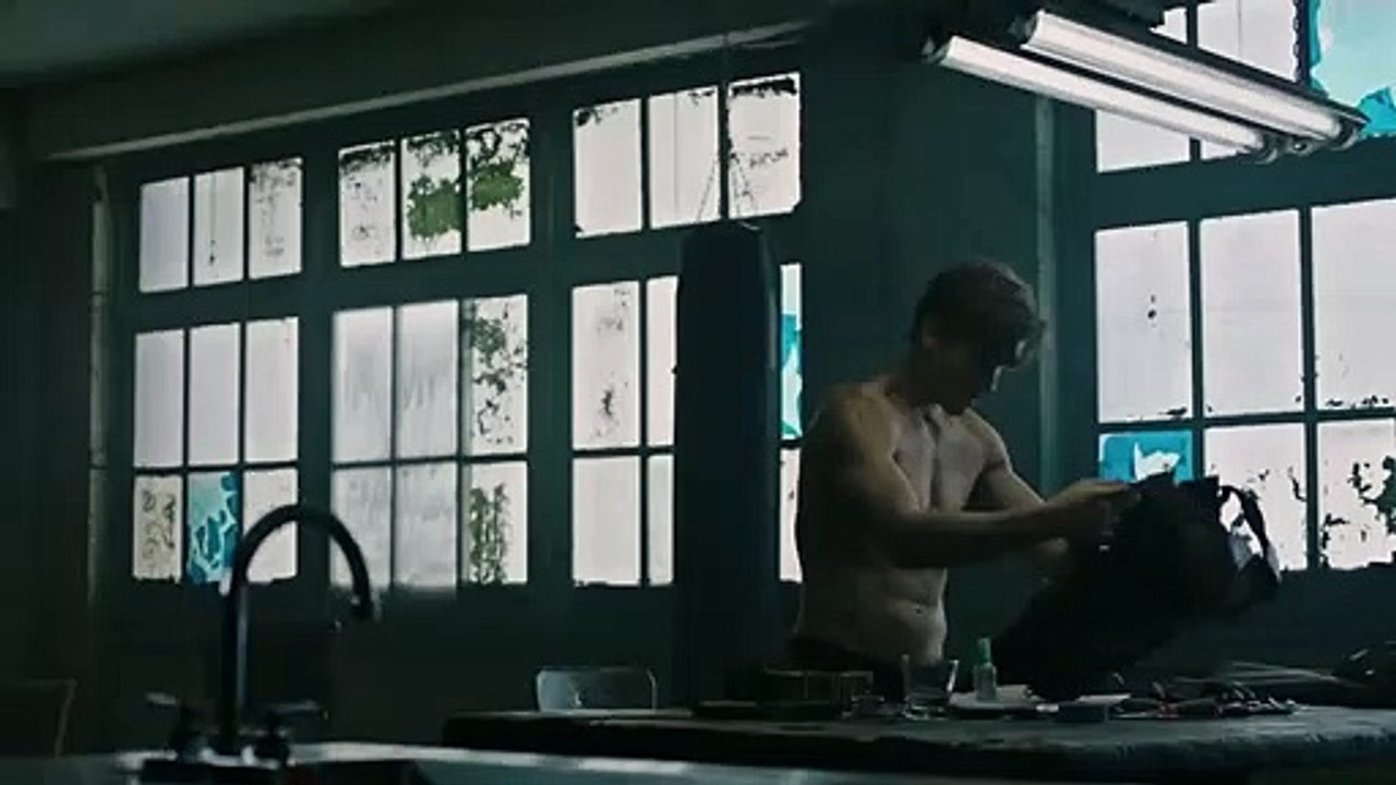 Titans Trailer (3) OV
