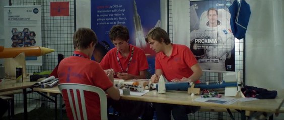 100 kilos d’étoiles Trailer OV