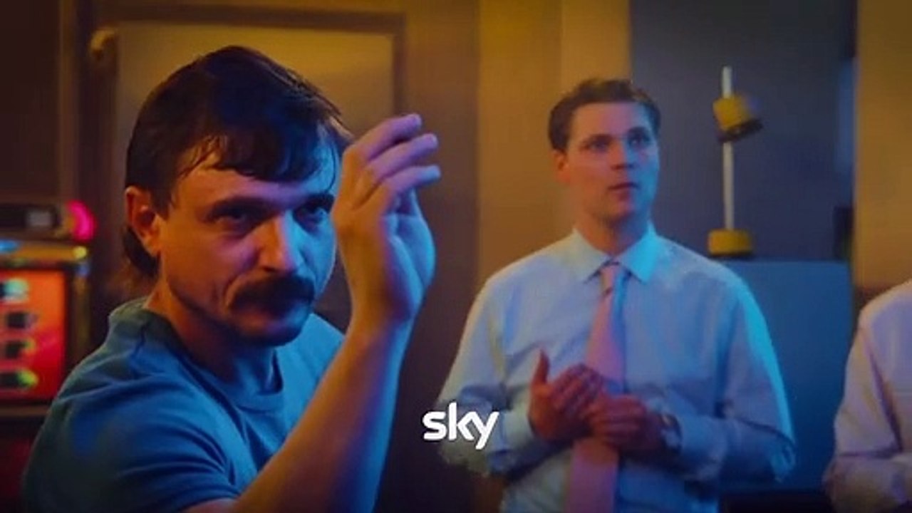 Die Wespe Trailer (2) DF