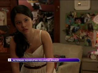 J.Lo terbitkan filem The Fosters