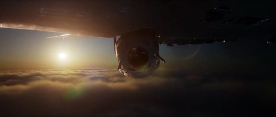 Shadow In The Cloud Trailer (2) DF