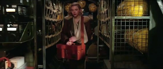 Shadow In The Cloud Trailer OV