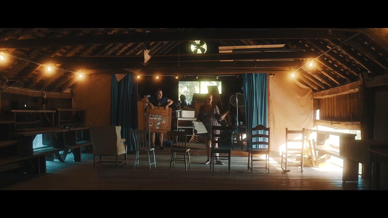 Camp Wedding Trailer DF