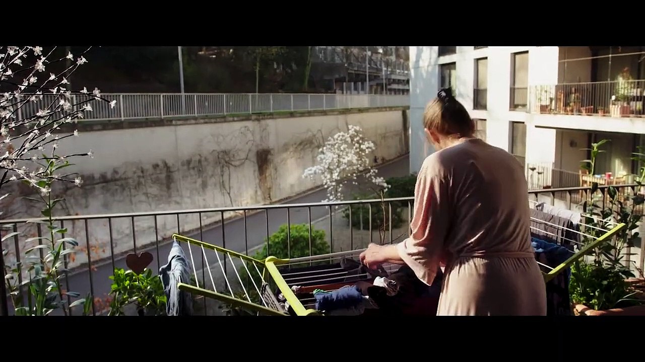 Wir Eltern Trailer OmdU